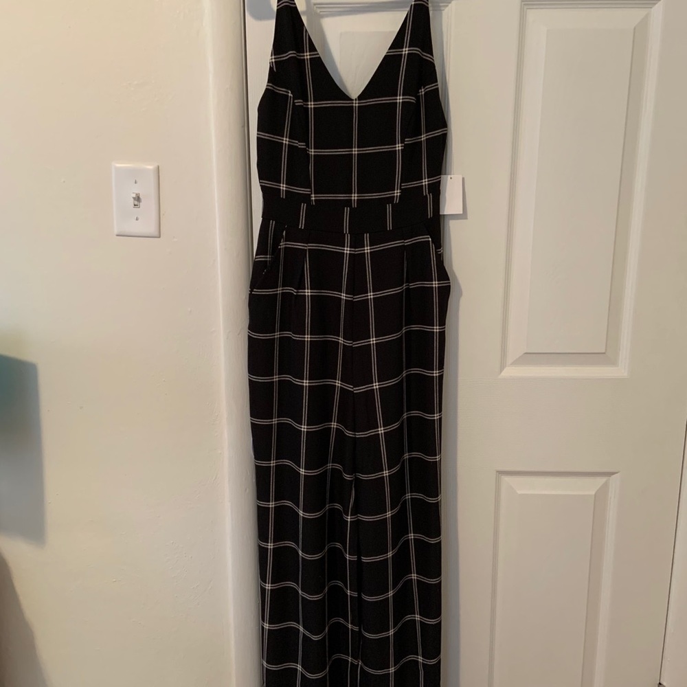 NEW B&W JUMPSUIT